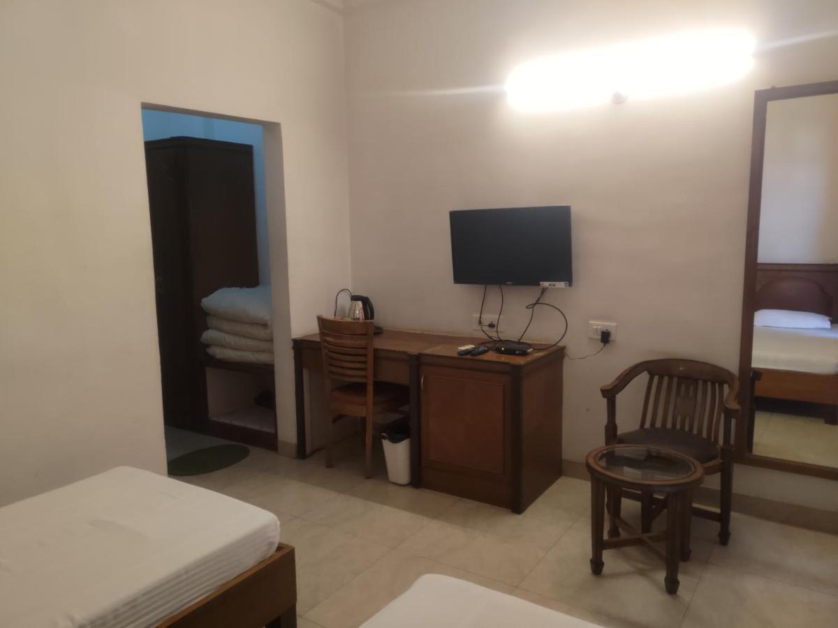 Hotel Fort View Tikamgarh Extérieur photo