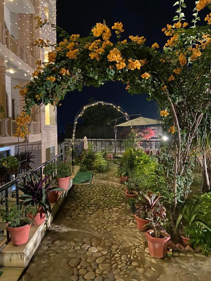 Hotel Fort View Tikamgarh Extérieur photo